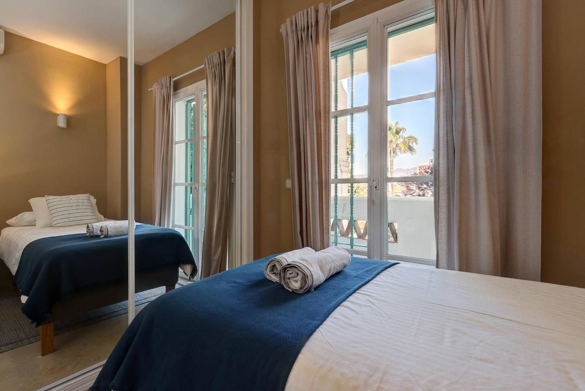 053 - Two Bed Mijas Golf Apartment In Popular Matchroom Golf Club Фуэнхирола Экстерьер фото