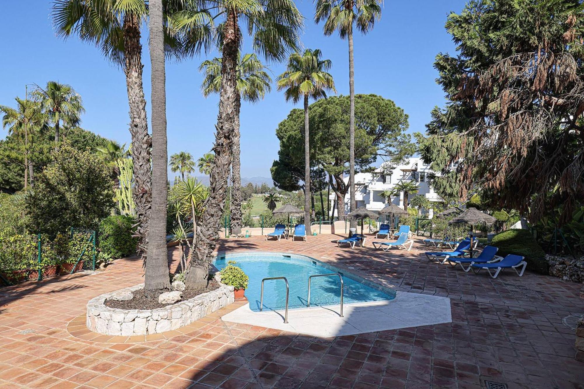 053 - Two Bed Mijas Golf Apartment In Popular Matchroom Golf Club Фуэнхирола Экстерьер фото